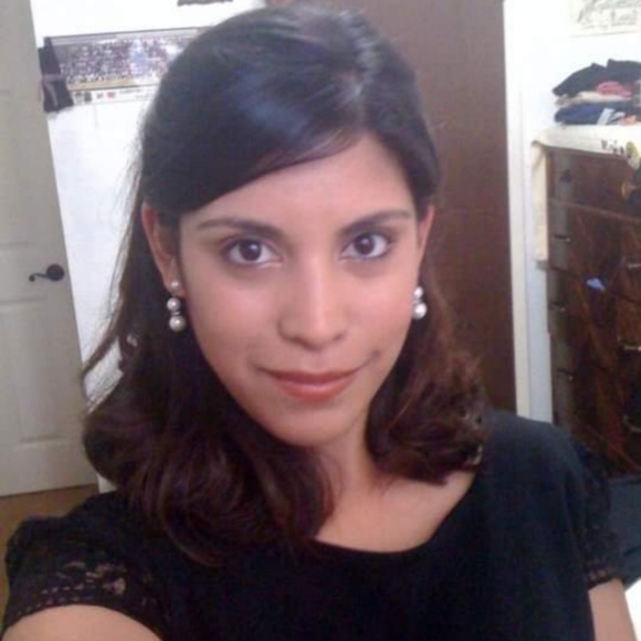 Meet your Posher, Llulie - Picture 1 of 10